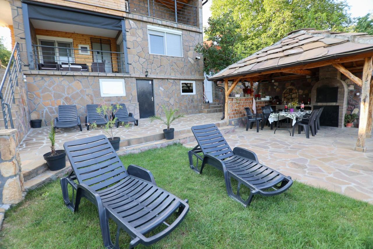Vila Nemir Zavojsko Jezero Пирот Екстериор снимка