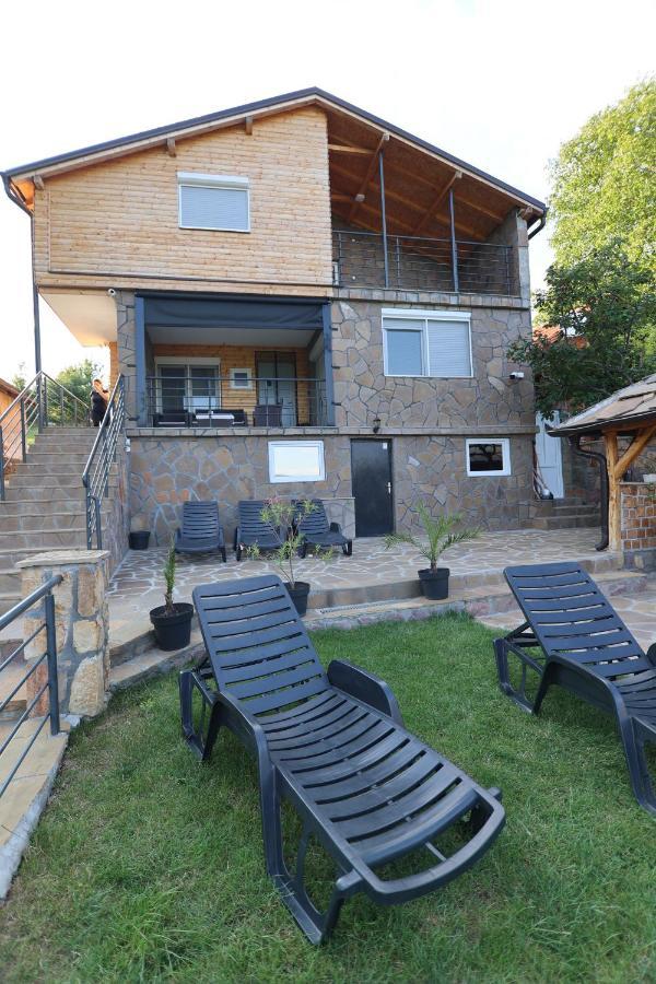 Vila Nemir Zavojsko Jezero Пирот Екстериор снимка