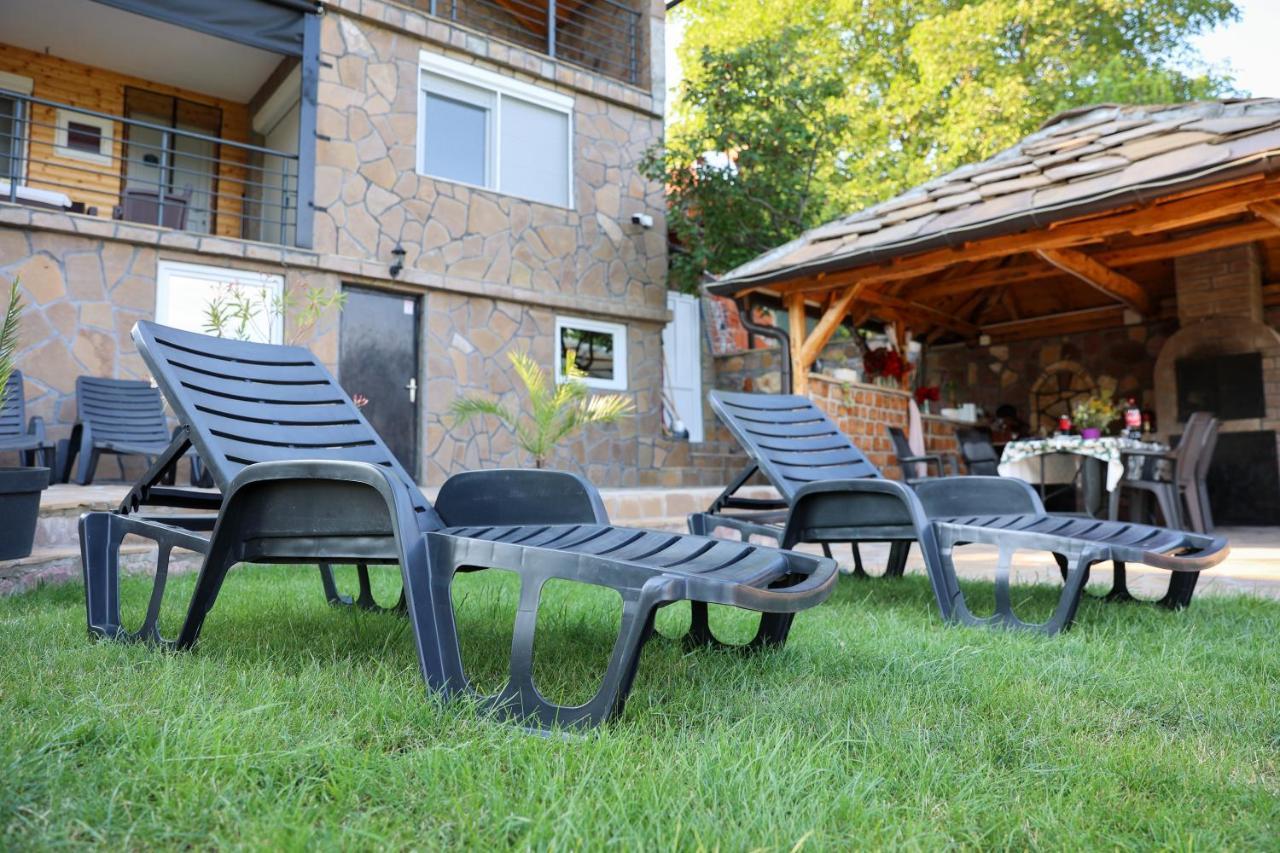 Vila Nemir Zavojsko Jezero Пирот Екстериор снимка