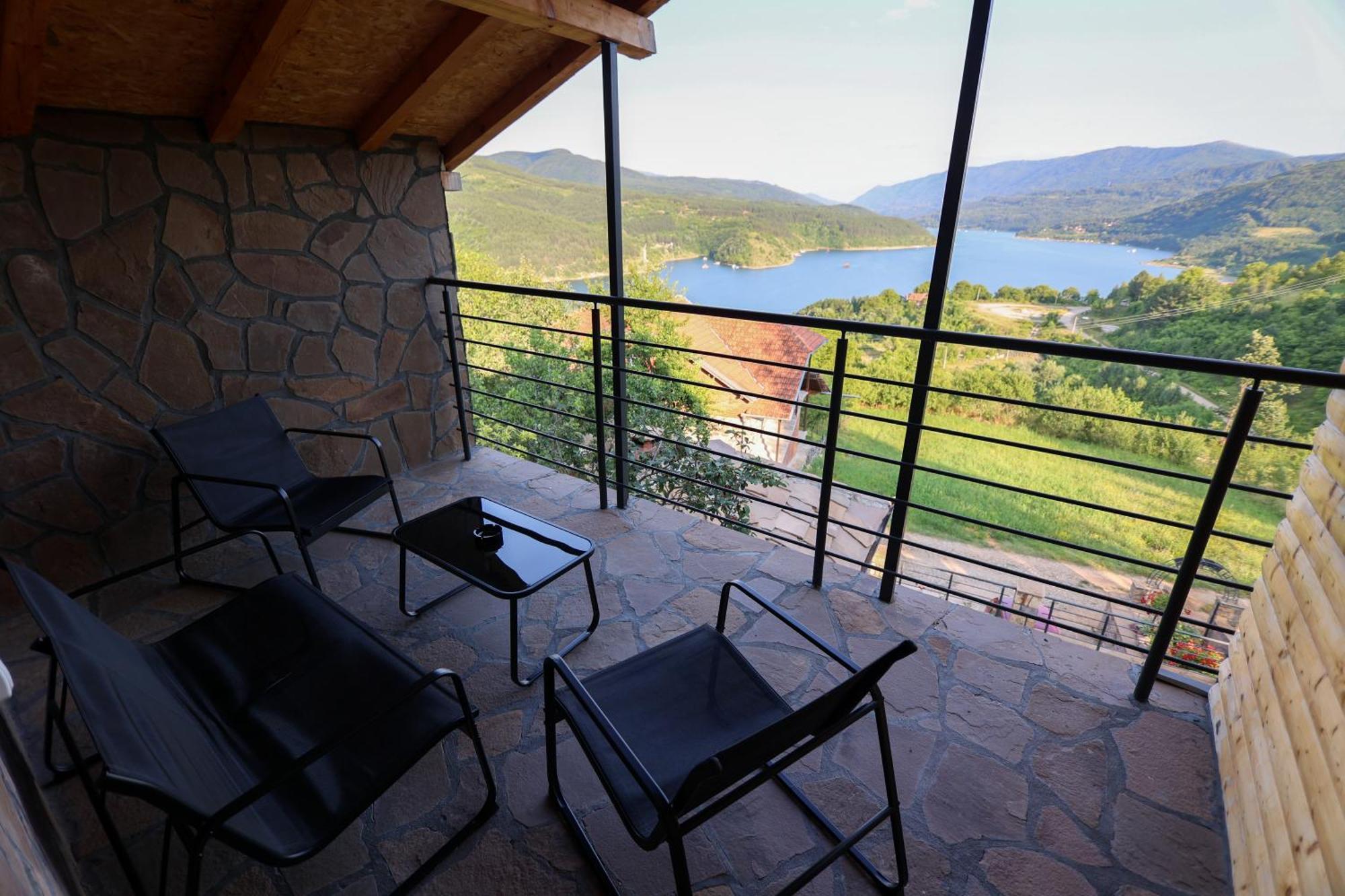 Vila Nemir Zavojsko Jezero Пирот Екстериор снимка